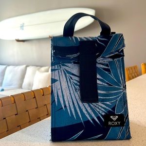 Roxy lunchbox